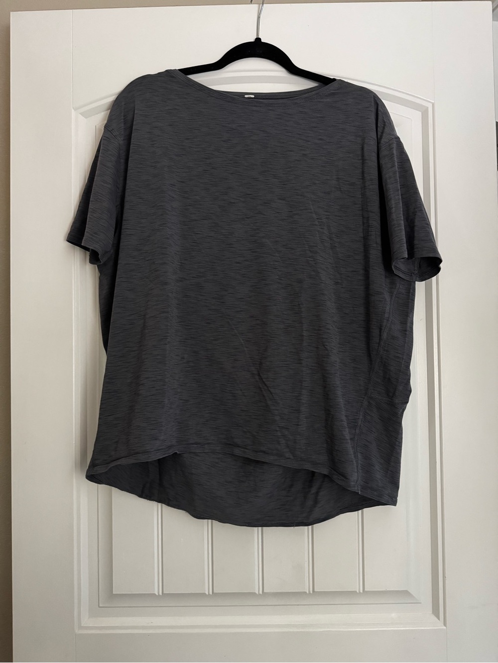 lululemon athletica Heathered Charcoal Short Sleeve Tee